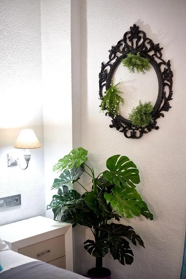 My Granada Garden - Mimosa Studio Apartment