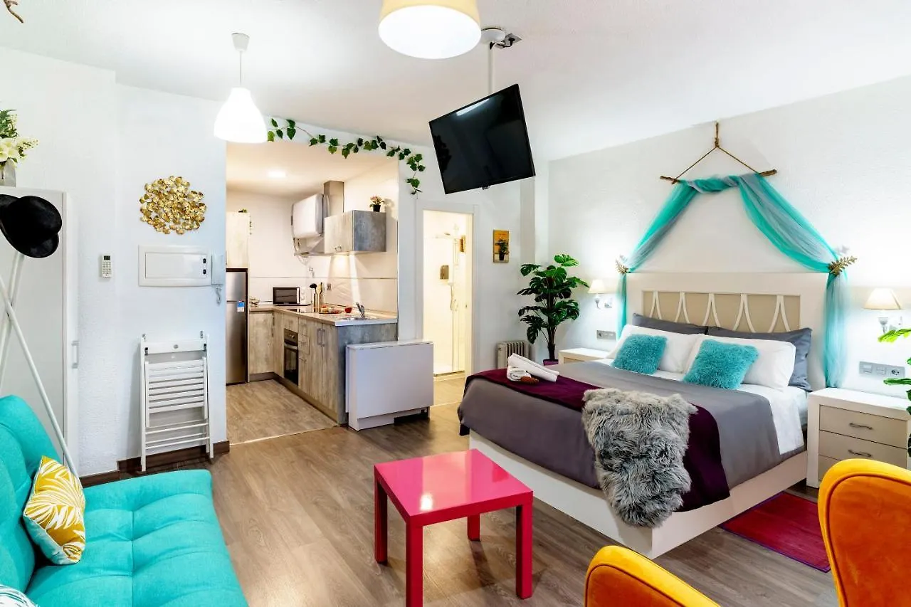 My Granada Garden - Mimosa Studio Apartment